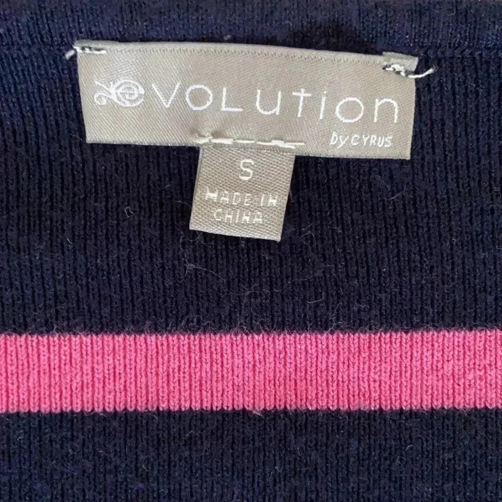 Evolution by Cyrus Black Striped Sweater - Picture 4 of 8